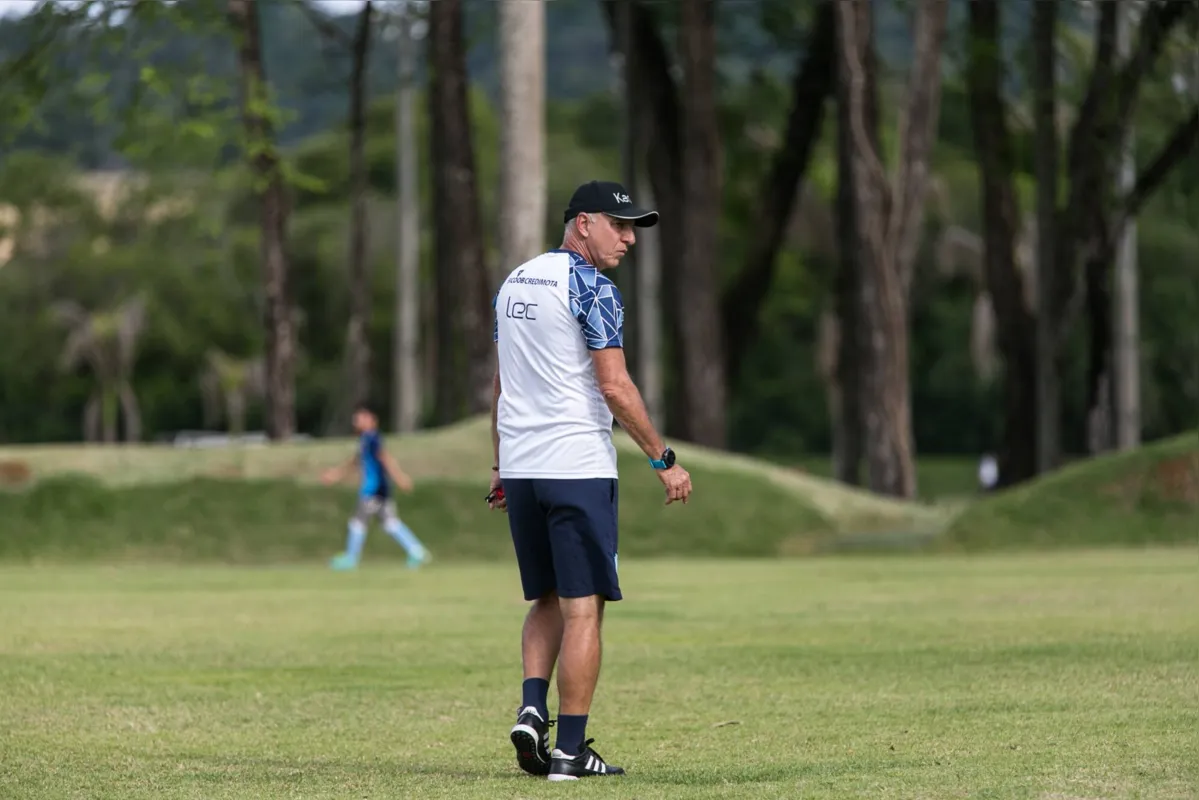 Márcio Fernandes: "Temos que fazer vitórias, somar pontos, são sete jogos e sete decisões para podermos sair desta posição"