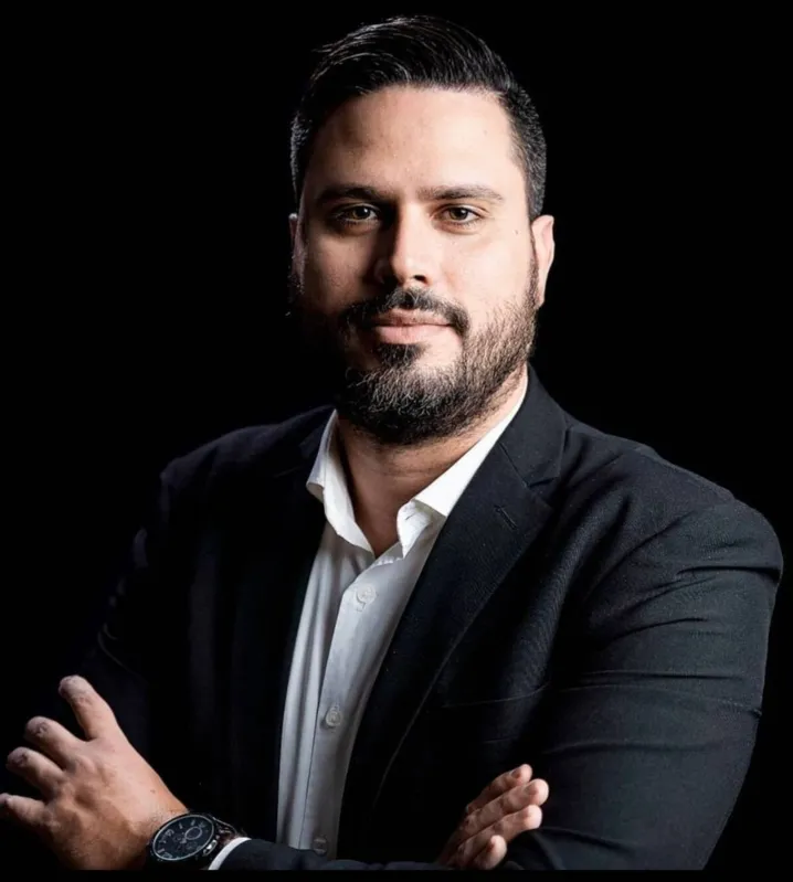 Para Renan Laffranchi, professor de Administração na Faculdade Pitágoras, o trabalhador temporário deve entrar  dar o máximo de si e pensar  que é uma  oportunidade de ser efetivado