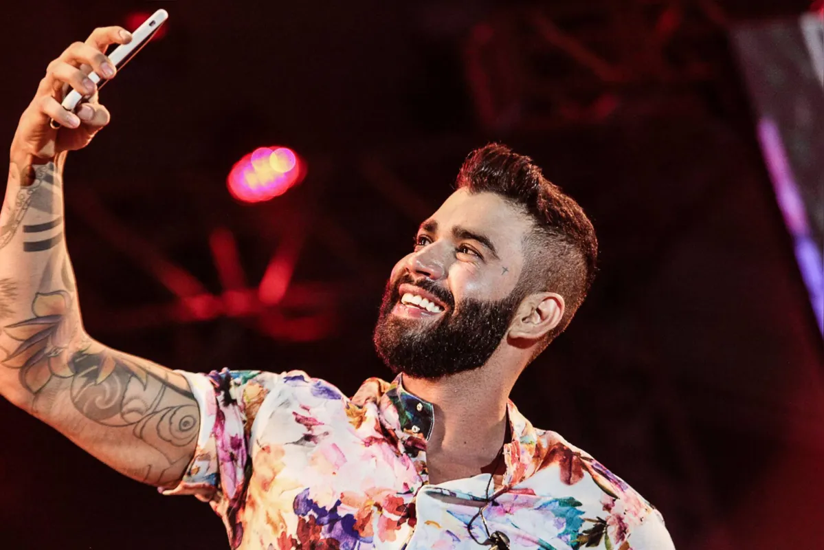 Gusttavo Lima: sertanejo se apresenta em novembro no Parque de Exposições Ney Braga 