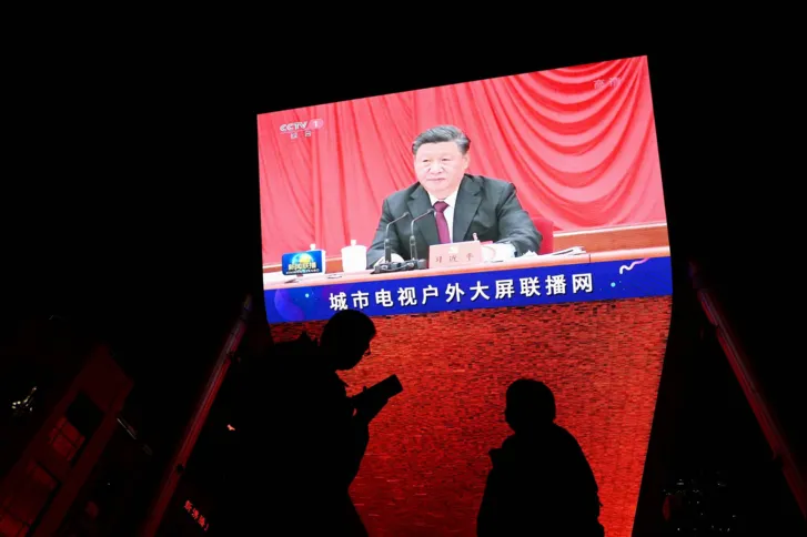Imagem ilustrativa da imagem China iguala Xi Jinping a Mao e Deng e pavimenta caminho para 3º mandato