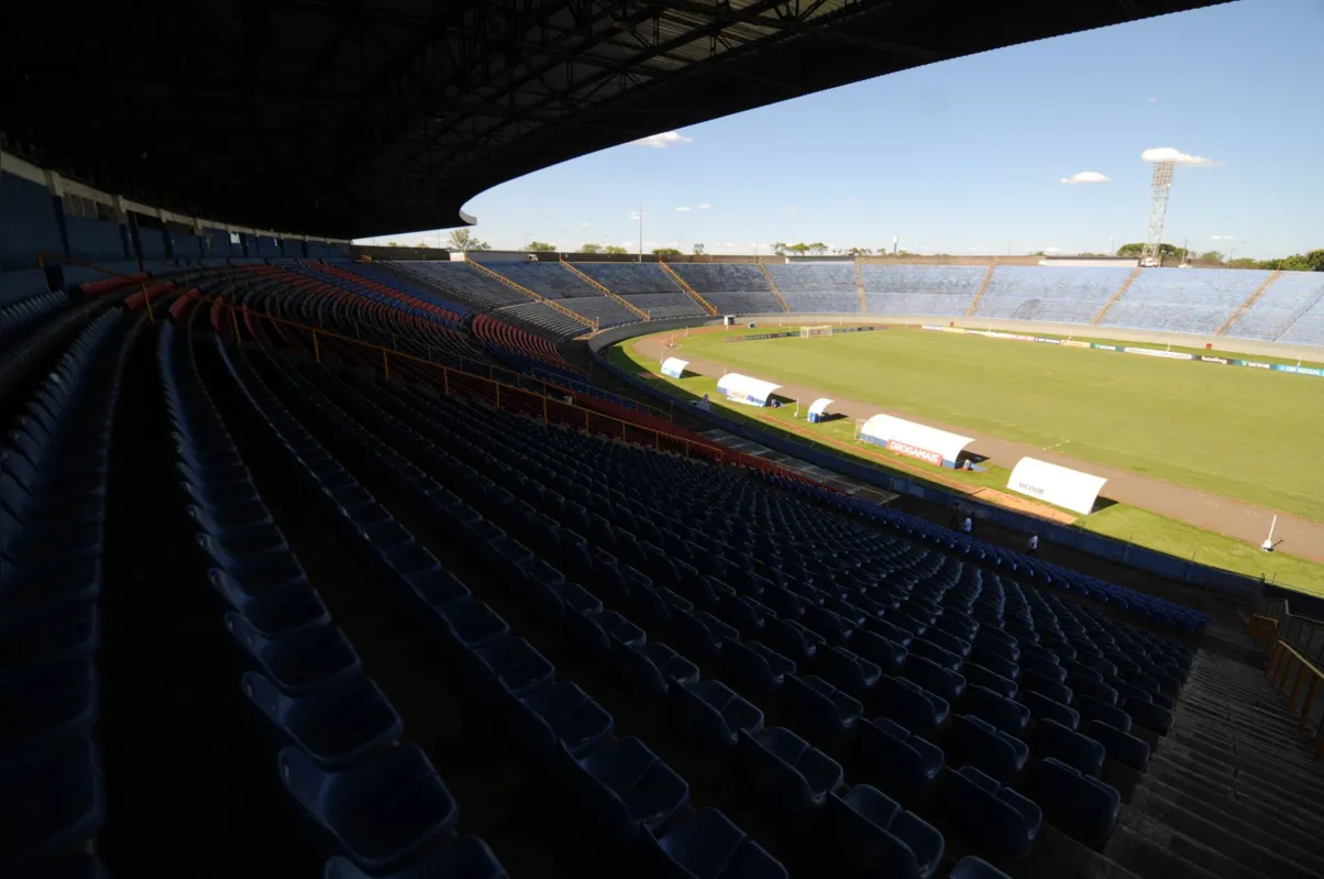 Imagem ilustrativa da imagem Às vésperas de jogo decisivo, Estádio do Café sofre novo furto de cabos elétricos