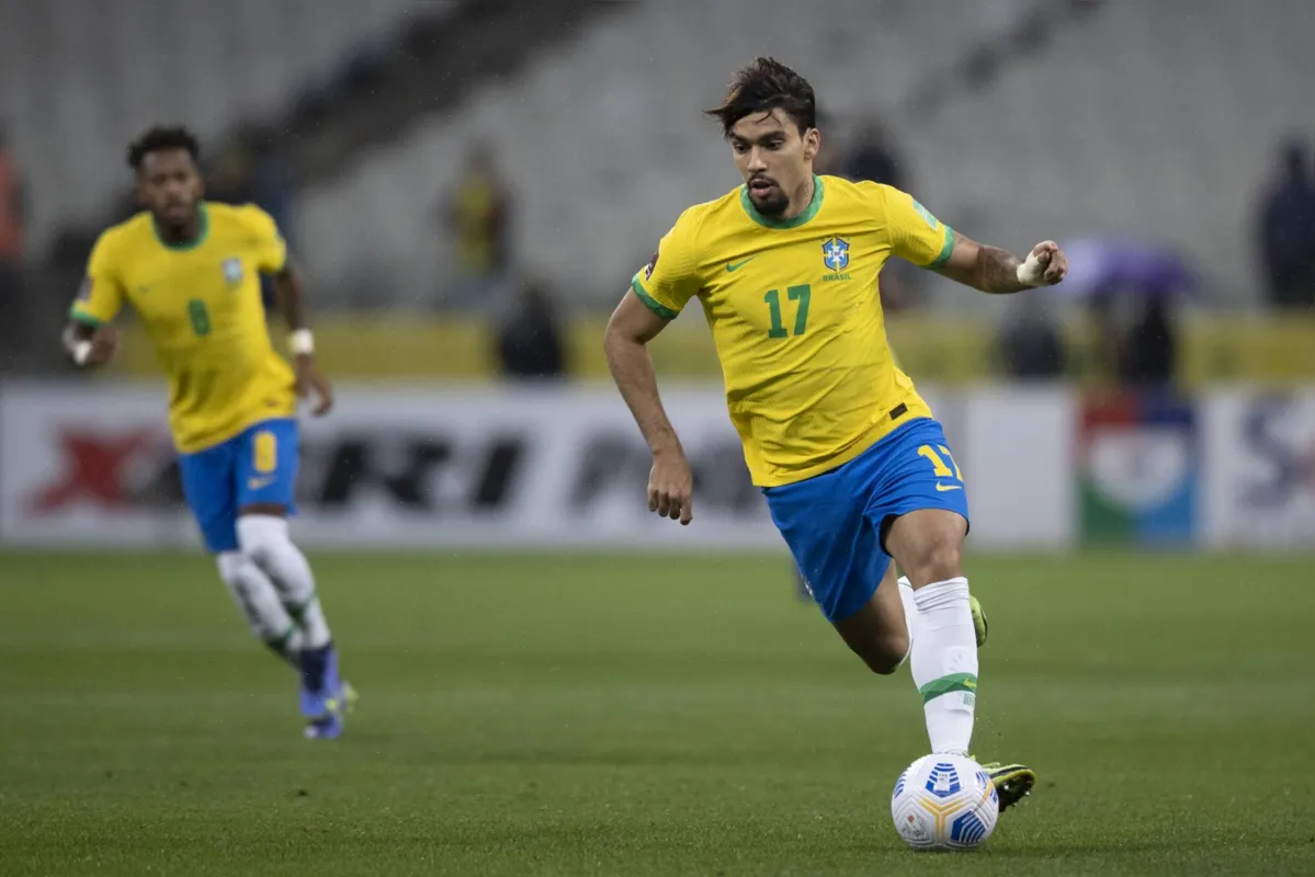 Imagem ilustrativa da imagem Brasil vence Colômbia e se classifica para Copa com 6 jogos de antecedência