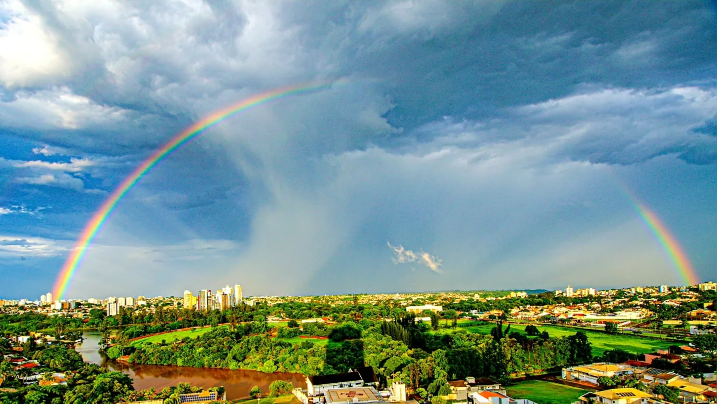 Imagem ilustrativa da imagem CIDADE FALA - Arco íris  de hoje