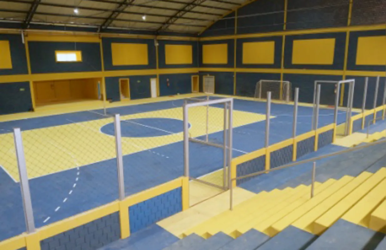 Imagem ilustrativa da imagem Construtora entrega reforma do Centro Esportivo Maria Cecília