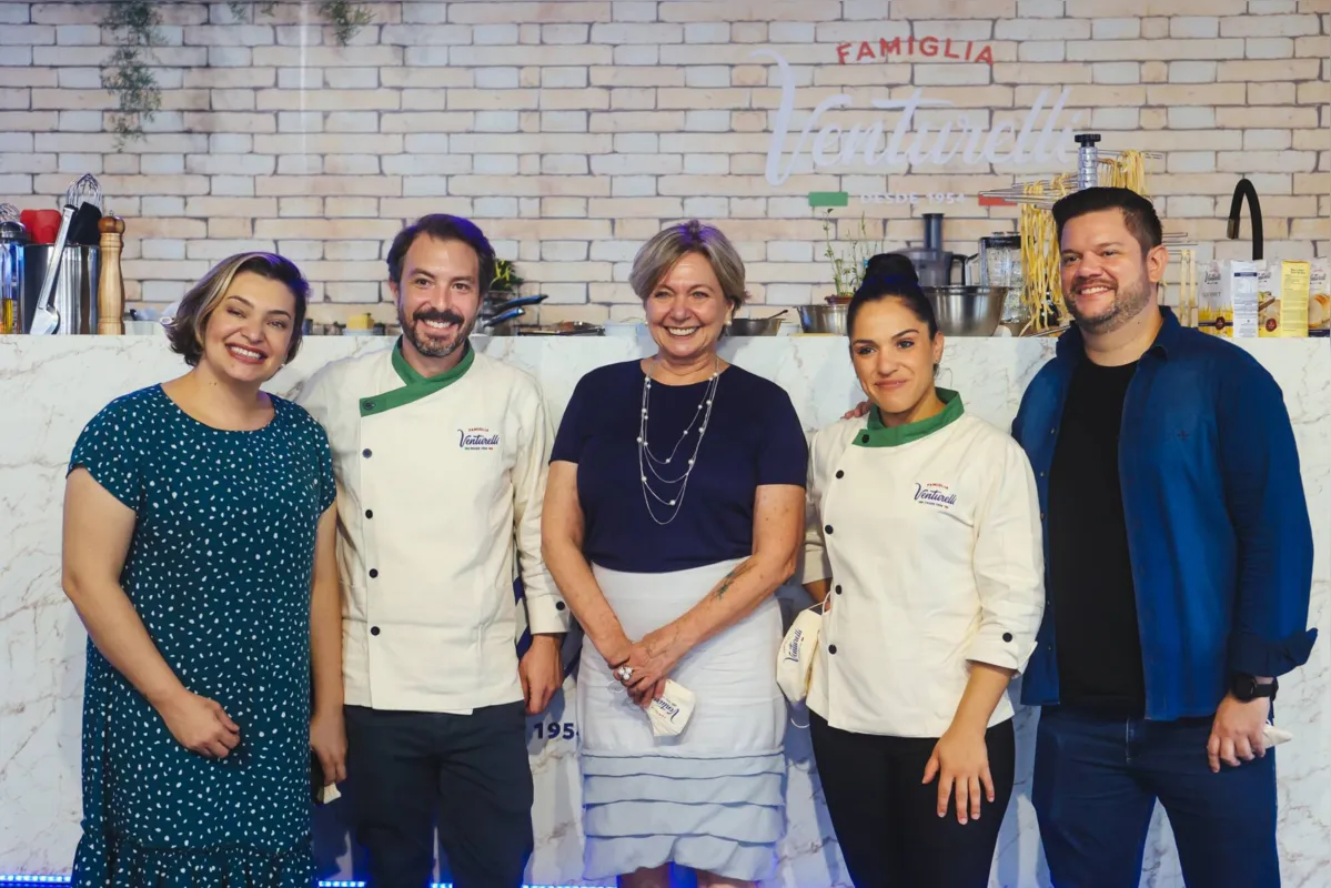 Imagem ilustrativa da imagem Famiglia Venturelli recebe