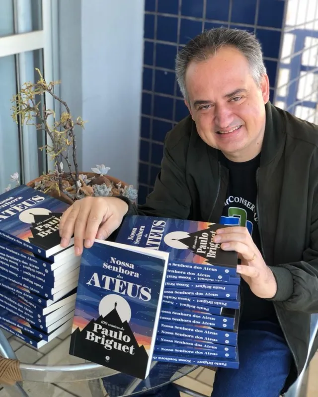 Paulo Briguet lança a coletânea "Nossa Senhora dos Ateus" que reúne 100 crônicas, algumas escritas recentemente e outras há algumas décadas
