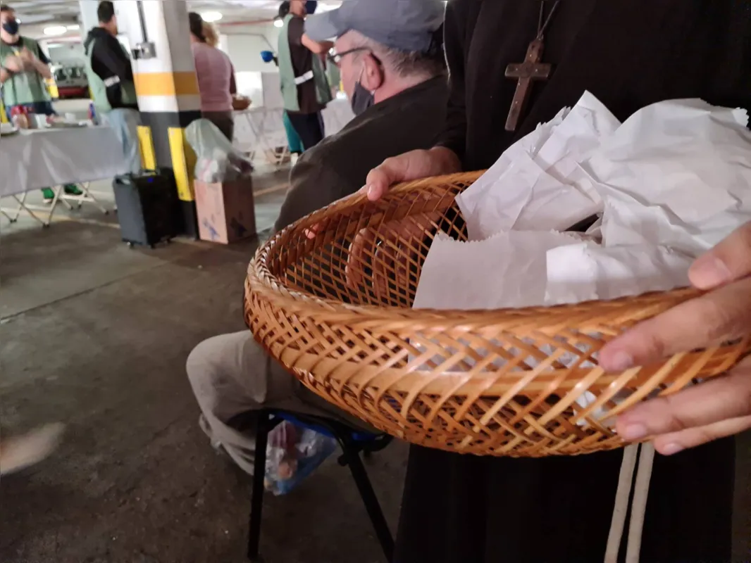 Imagem ilustrativa da imagem Londrina promove Dia Mundial dos Pobres com moradores de rua