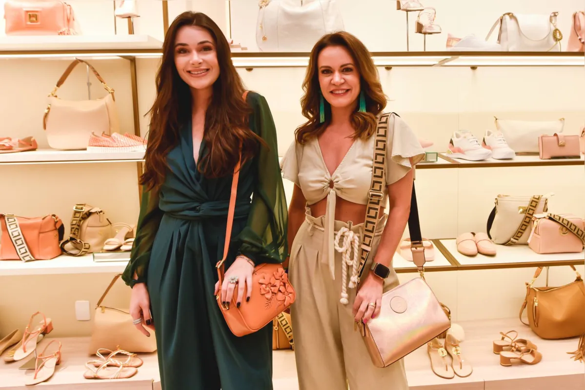 Isa Morales e Grasi Moreira, do insta Tendência Londrinense, e suas escolhas na Luz da Lua