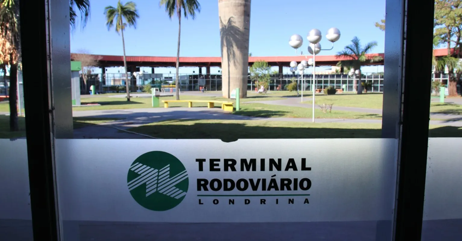 Imagem ilustrativa da imagem Rodoviária de Londrina espera movimento de passageiros 25% maior durante o feriado