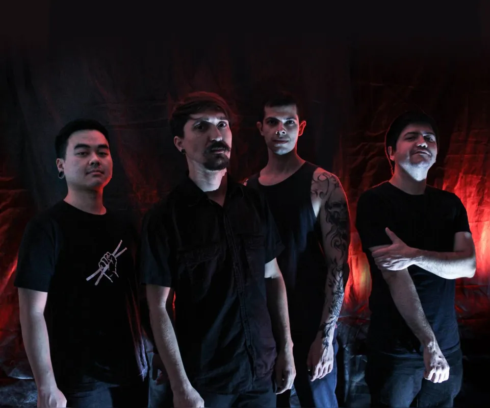A banda Metalcore Scartrama junta riffs, sons mais introspectivos e letras críticas