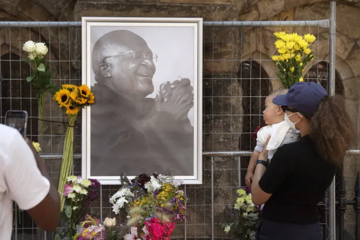 Imagem ilustrativa da imagem Desmond Tutu, vencedor do Nobel da Paz, morre aos 90 anos