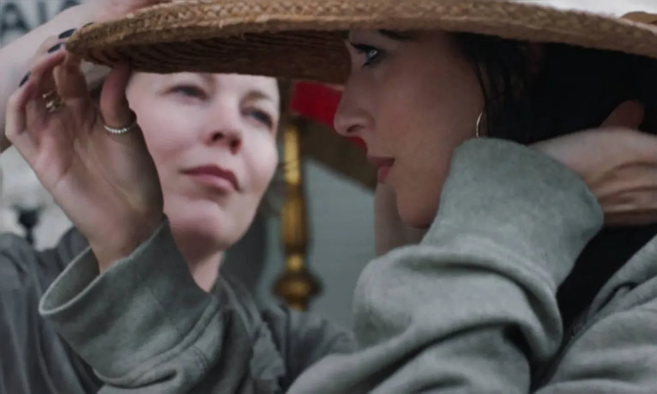 A Filha Perdida: dirigido por Maggie Gyllenhaal e com Olivia Colman no elenco, está sendo considerado um dos melhores filmes de 2021 que estreou tardiamente no streaming