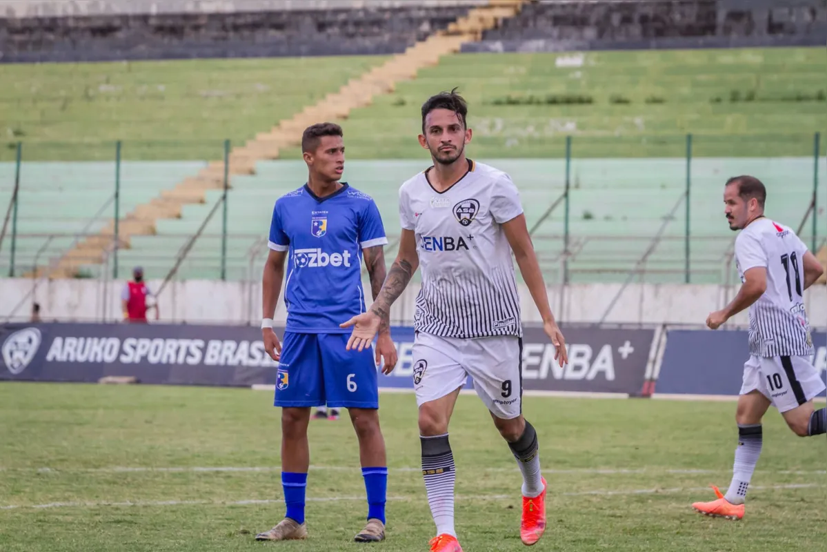 André Carlos, autor de um dos gols na final, é o artilheiro da Terceira Divisão com 11 gols