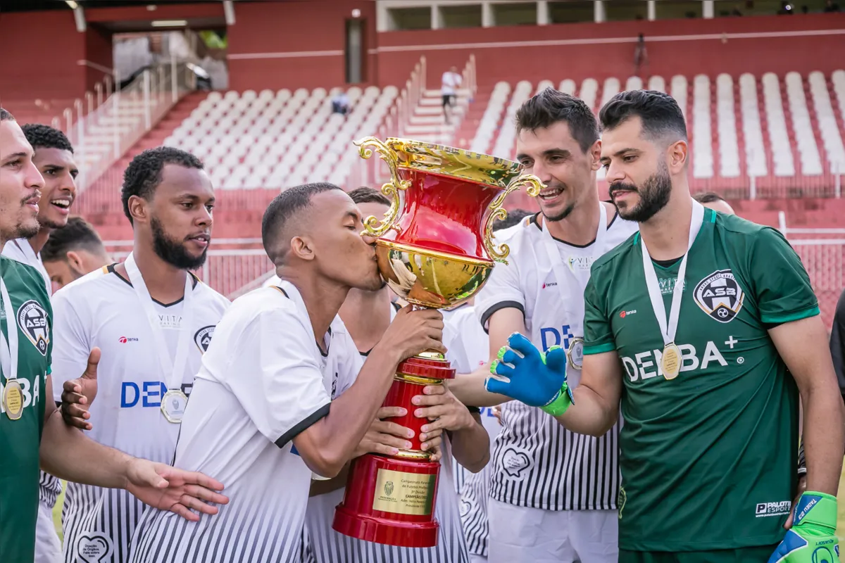 Imagem ilustrativa da imagem Aruko perde para o Foz, mas fica com título da Terceirona Paranaense