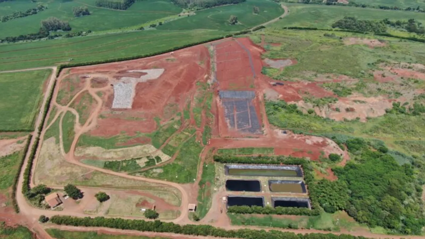 CTR , no distrito de Maravilha, ocupa um área de 30 alqueires.