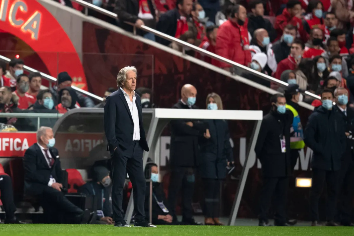 Imagem ilustrativa da imagem Benfica anuncia a saída de Jorge Jesus, ex-técnico do Flamengo