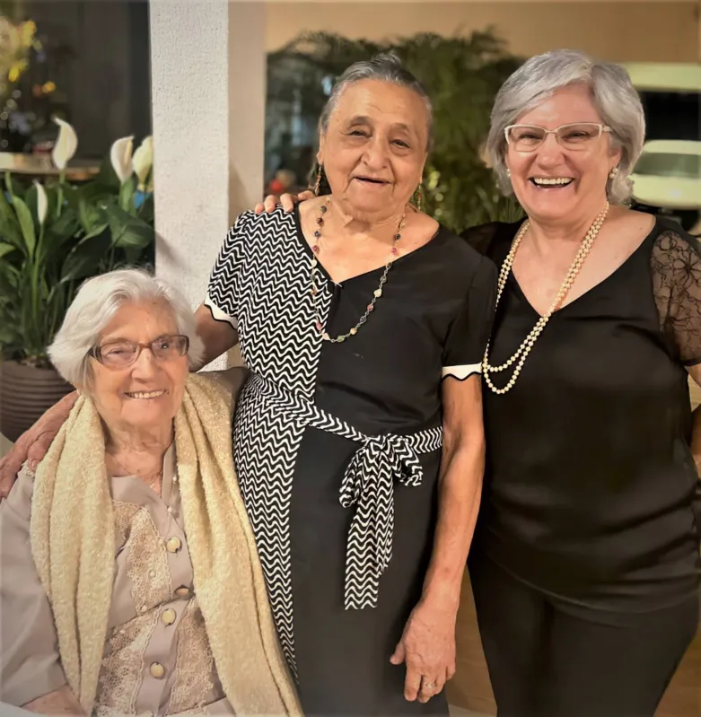 Imagem ilustrativa da imagem Comemorou 91 anos de idade com amigos e familiares