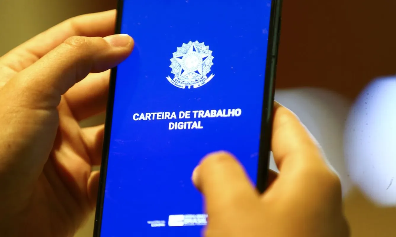 Os aniversariantes de janeiro que têm saldo no FGTS podem fazer a adesão até o dia 31 de janeiro