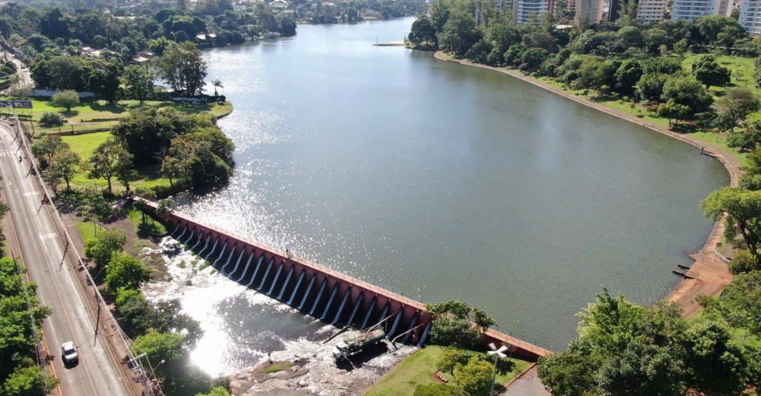 Imagem ilustrativa da imagem Confira o funcionamento do serviço público em Londrina no Ano-Novo
