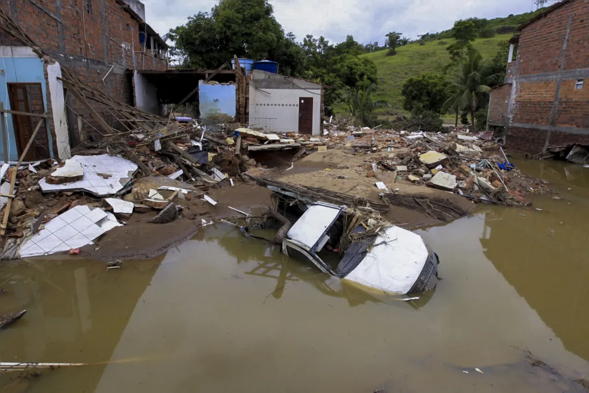 Ubaíra foi um dos municípios baianos mais atingidos pelos temporais que obrigaram 91.258 pessoas a deixar suas casas no estado. 