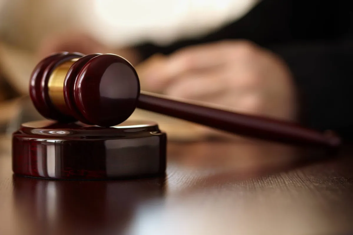 Os desembargadores  indeferiram o recurso defensivo que pedia a redução da pena de 33 anos e 4 meses de reclusão do réu Alan Borges por homicídio qualificado de Sandra Mara Curti.