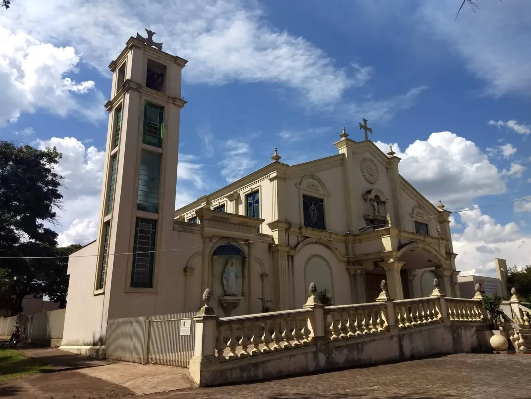 Antes da emancipação Tamarana possuía 7.700 habitantes e hoje tem mais de 15 mil.