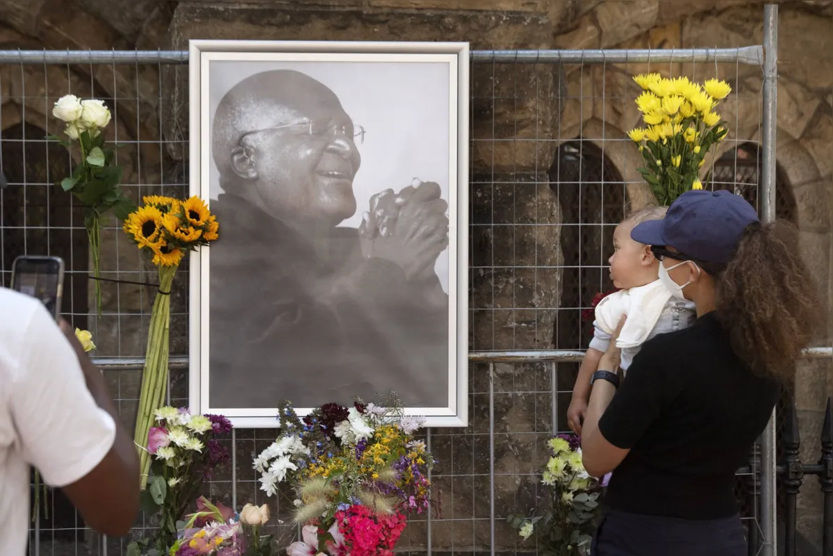Imagem ilustrativa da imagem Desmond Tutu, vencedor do Nobel da Paz, morre aos 90 anos