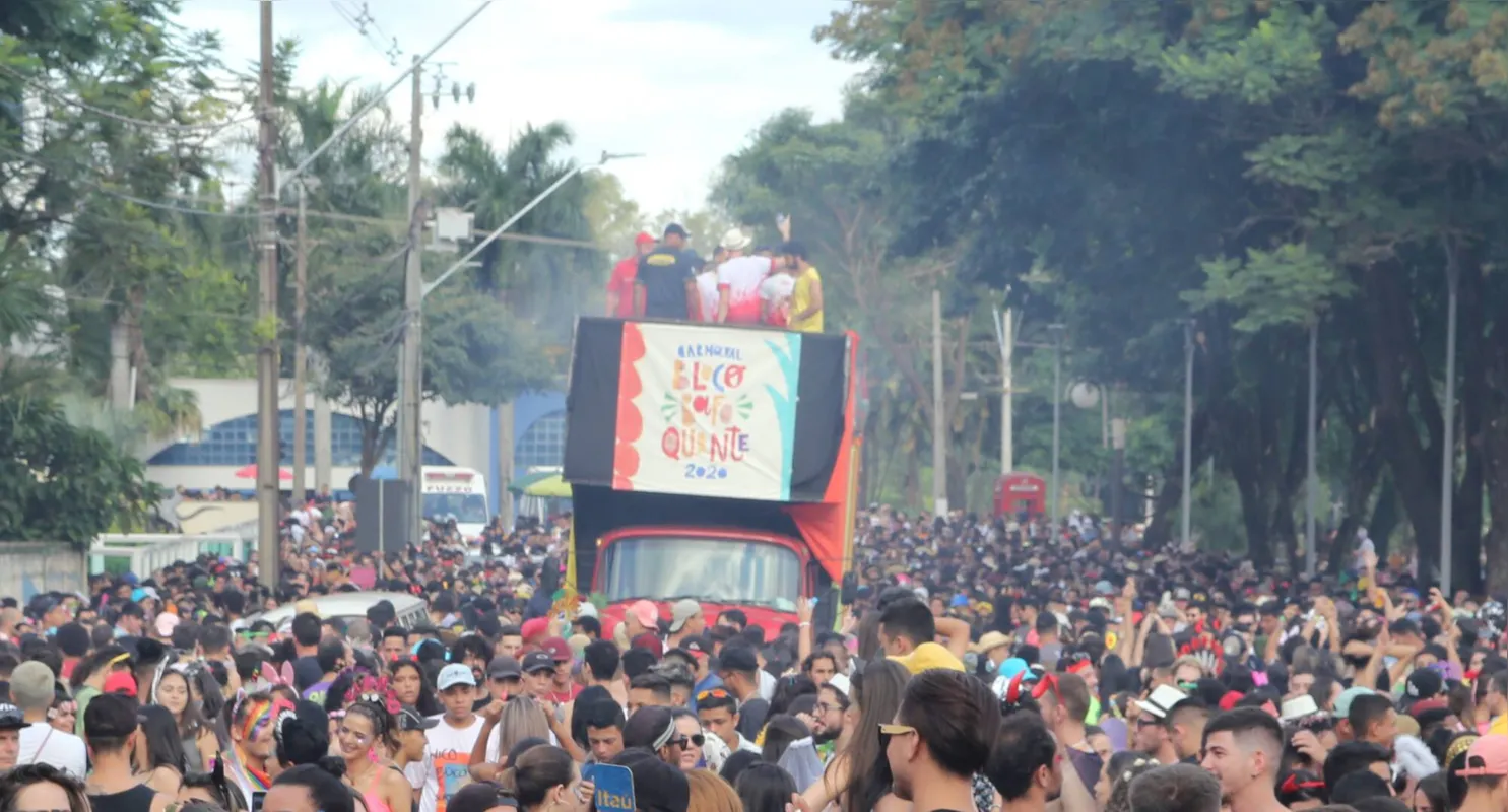 Imagem ilustrativa da imagem EDITORIAL - O temor de nova onda de Covid cancela o Carnaval