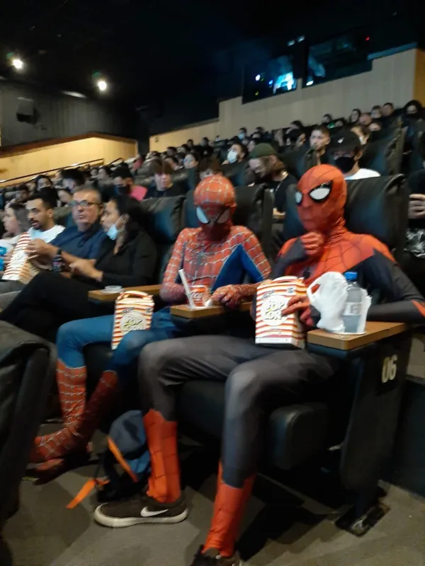 Imagem ilustrativa da imagem Estreia do novo Homem-Aranha lota as salas de cinema em Londrina