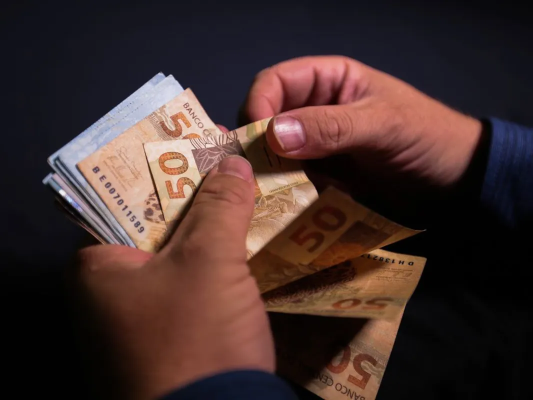 Imagem ilustrativa da imagem Mercado diminui projeção para crescimento da economia em 2021
