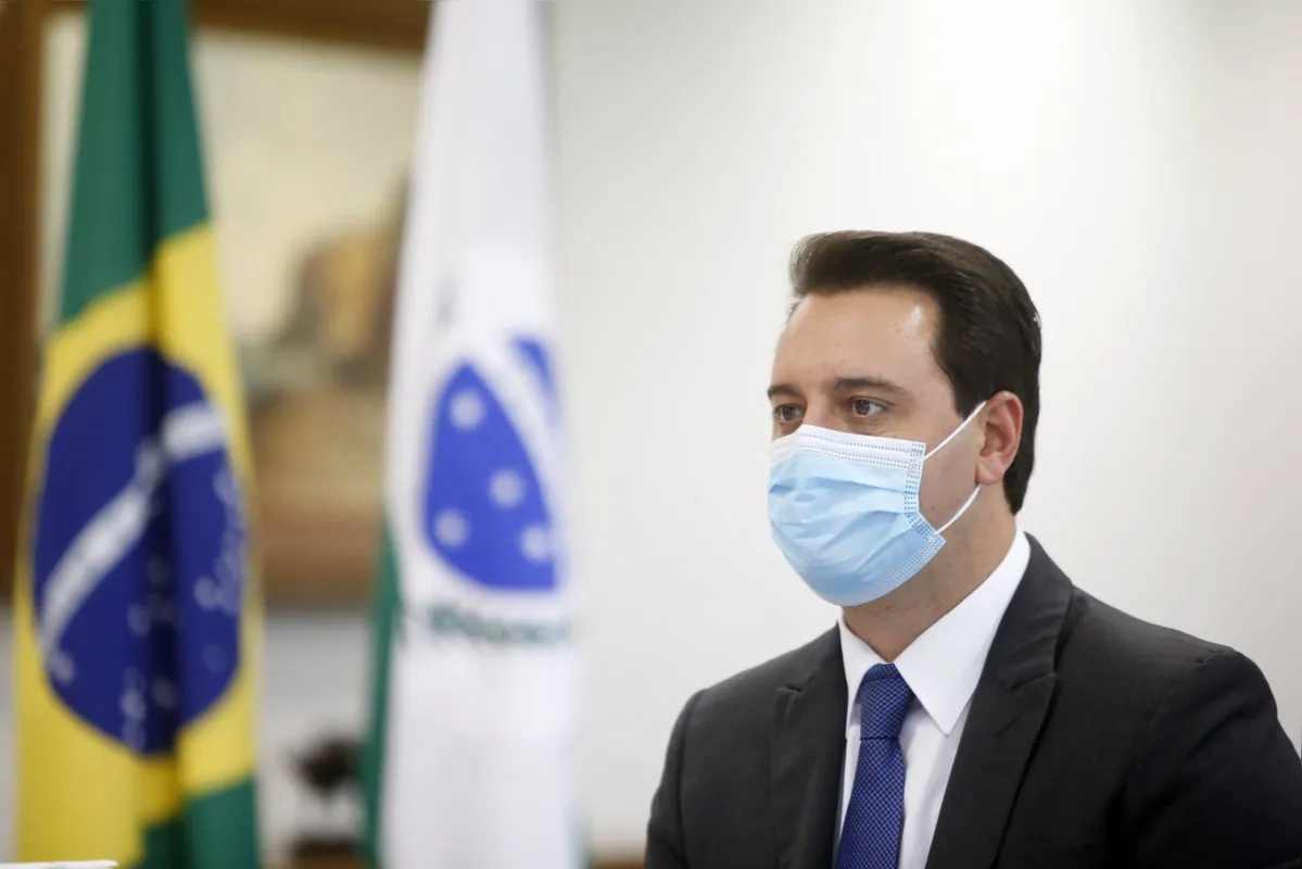Imagem ilustrativa da imagem Sindicatos criticam proposta de reajuste de 3% para servidores do PR