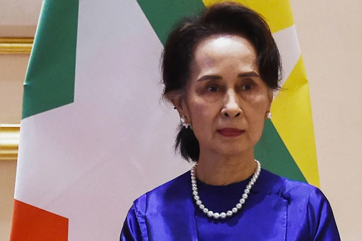 Além das acusações pelas quais foi considerada culpada, Suu Kyi, 76, responde por outros nove supostos crimes, como corrupção, fraude eleitoral e violação de segredos de Estado