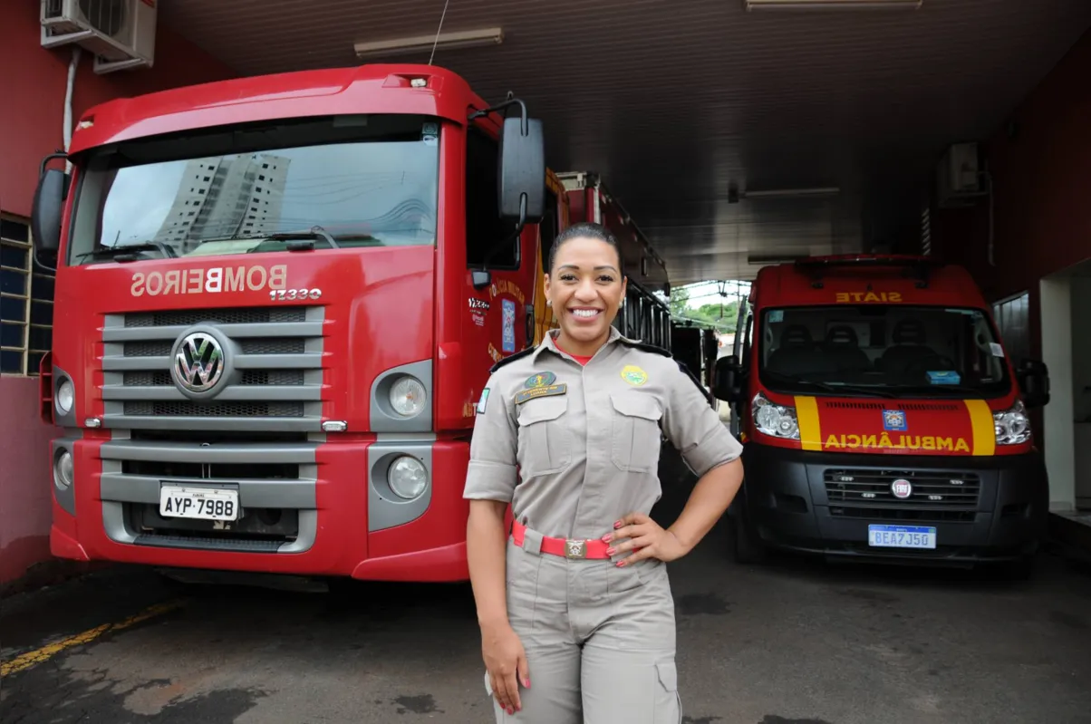 Tenente Luana: “Eu já vi meninas falando ‘olha, mas tem bombeira mulher’! Sim, tem e você pode ser bombeira”
