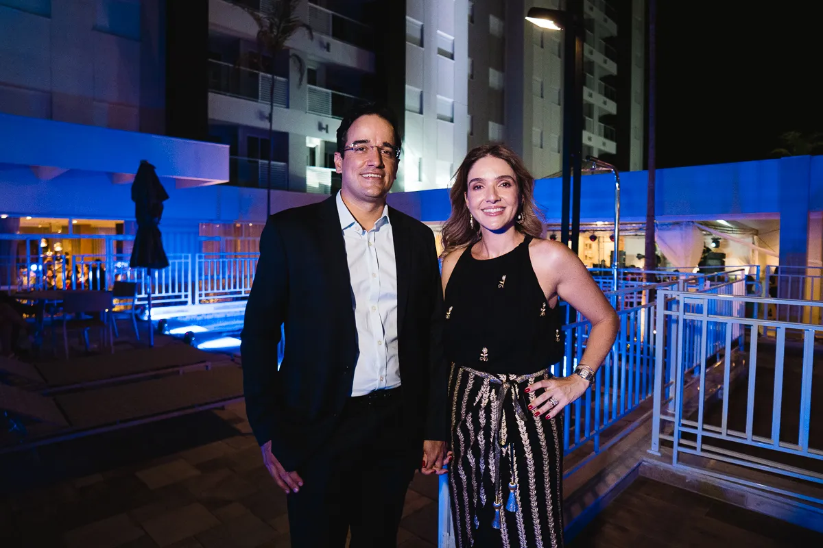 Fábio Mansano e Roberta Alves Nunes Mansano