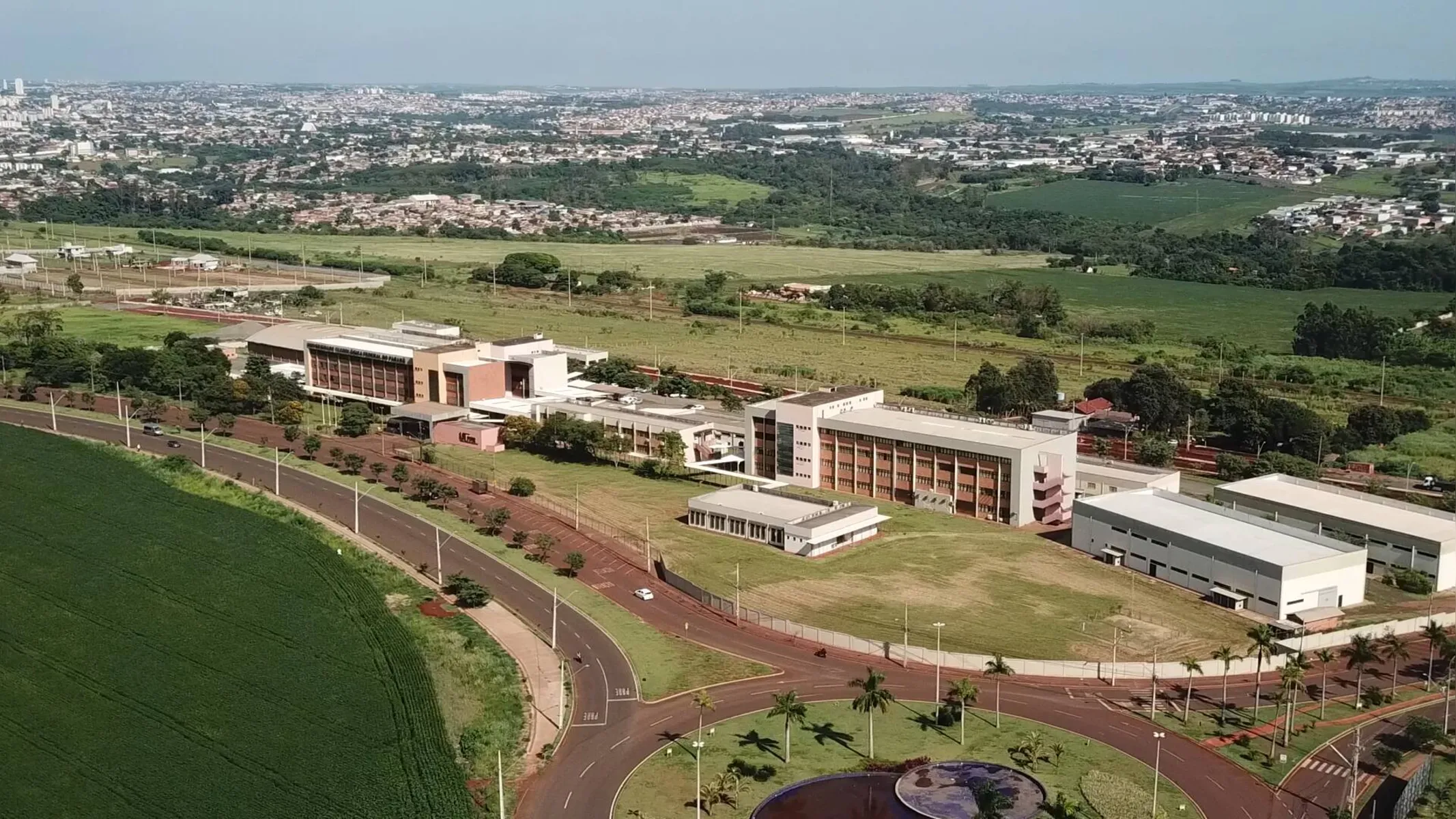 Vista aérea do campus Londrina (2022)