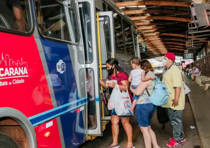Com a diminuição do valor da passagem a tendência houve 10% de aumento de passageiros ao mês em Apucarana.