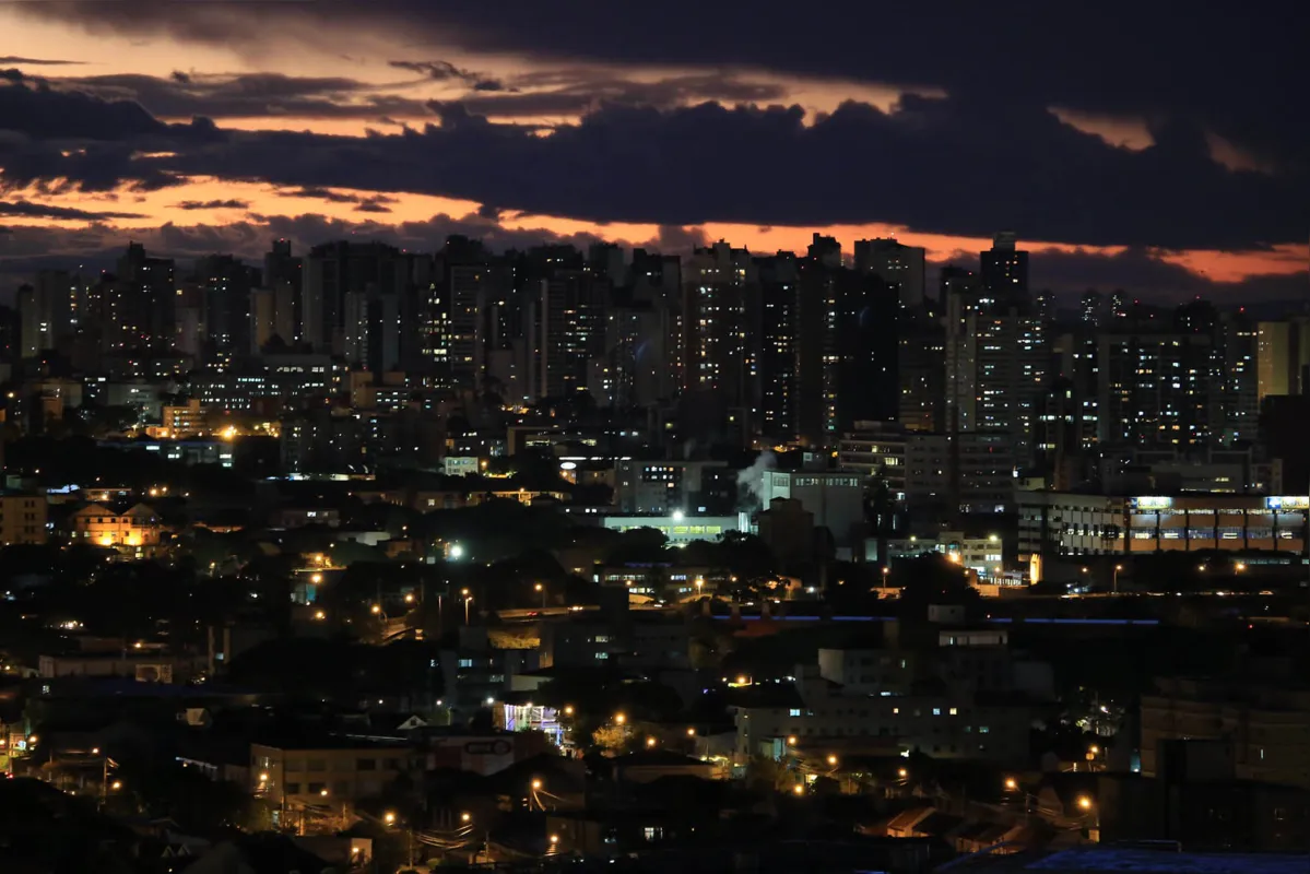 Imagem ilustrativa da imagem 1,25 milhão de paranaenses recebem bônus na conta de luz