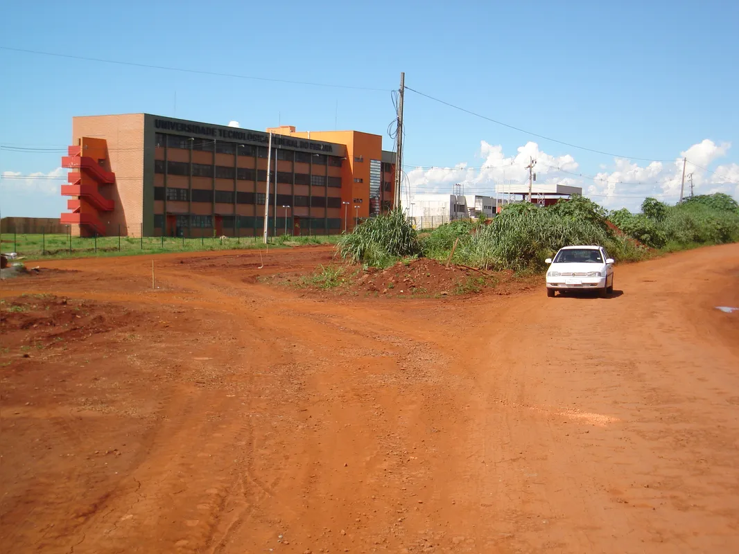 Obras do asfalto (2010)