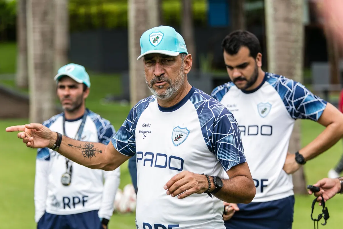 O técnico Vinícius Eutrópio elogiou o LEC em Curitiba, mas lamentou as chances desperdiçadas na Vila Capanema
