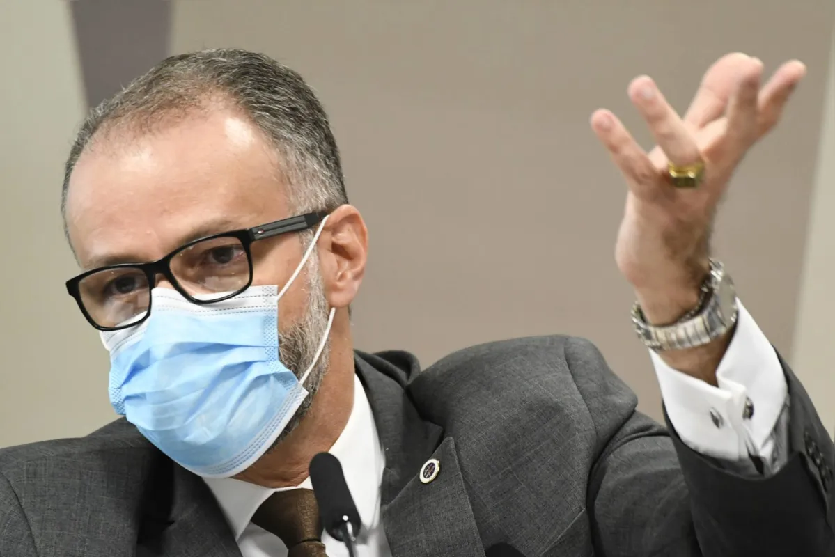 Imagem ilustrativa da imagem Barra Torres, um esquerdista infiltrado ou apenas um homem sensato?