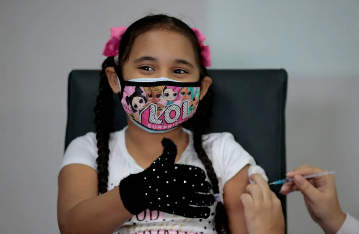 Vacinação é realizada no Hospital das Crianças, no Panamá