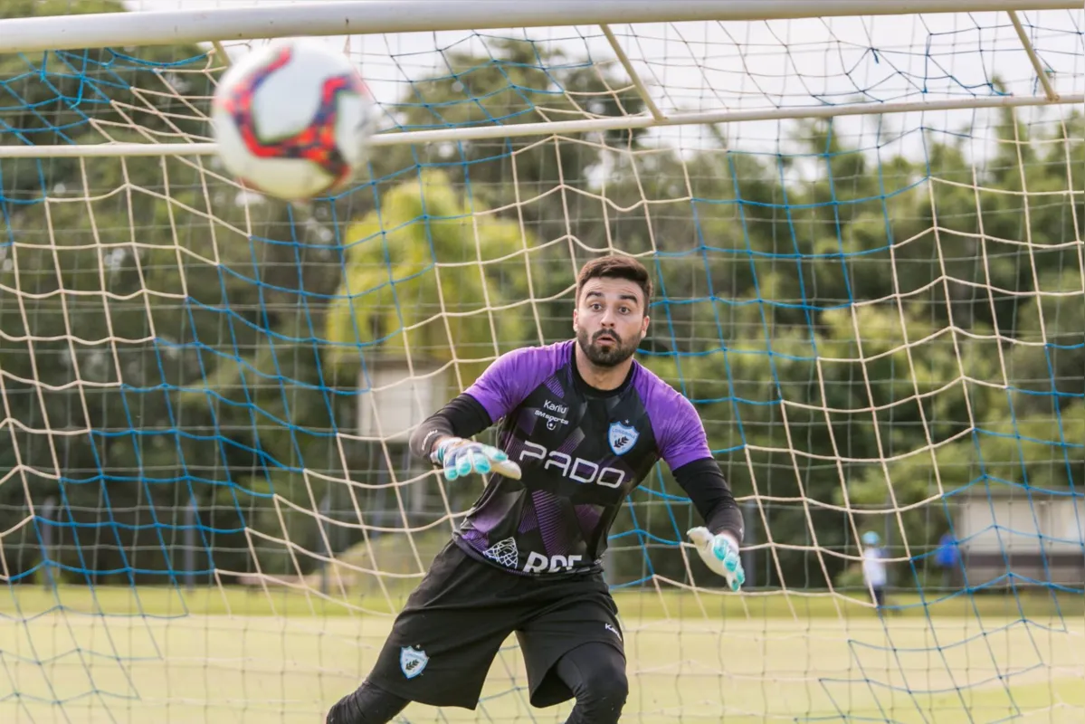 Depois de um temporada no Azerbaijão, Matheus Albino está de volta ao LEC