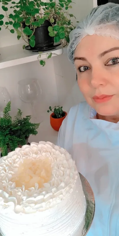 Fernanda  Souza Gouveia, confeiteira: "Meus vizinhos formavam 80% das vendas"