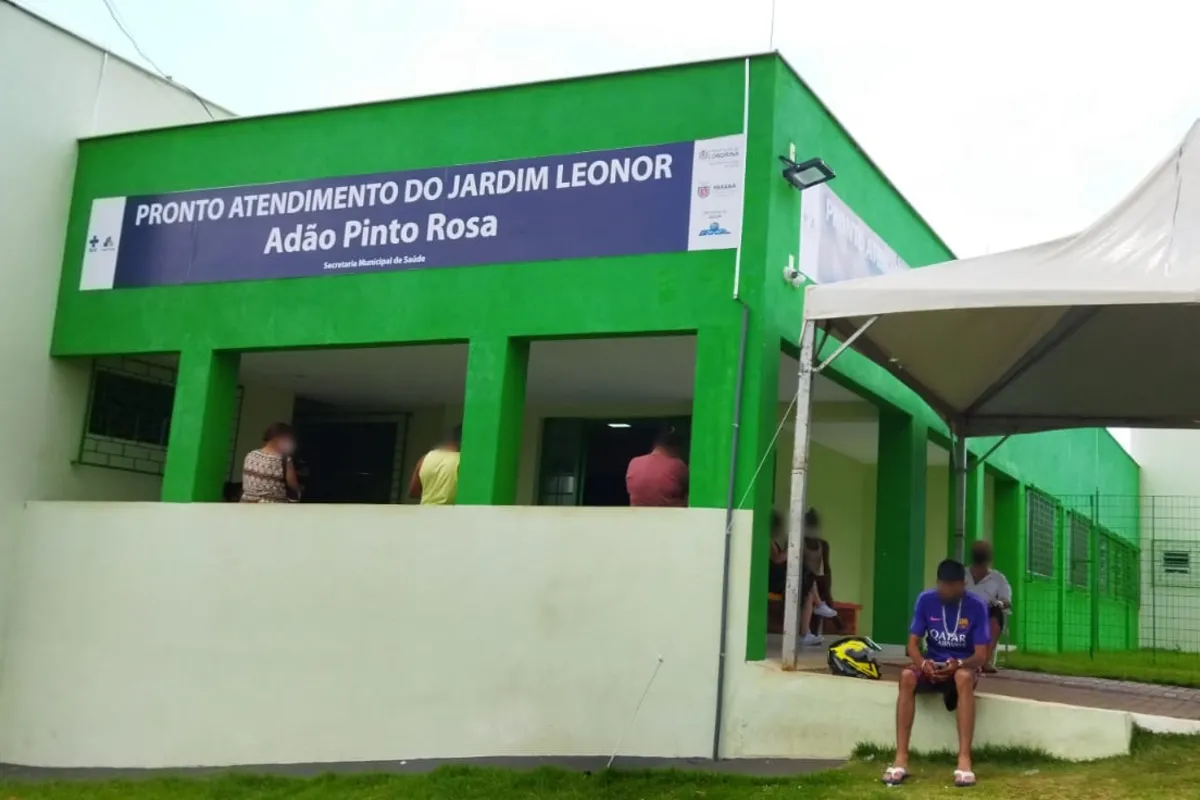 Apesar das poucas pessoas do lado de fora, parte interna do PA Leonor estava cheio 
