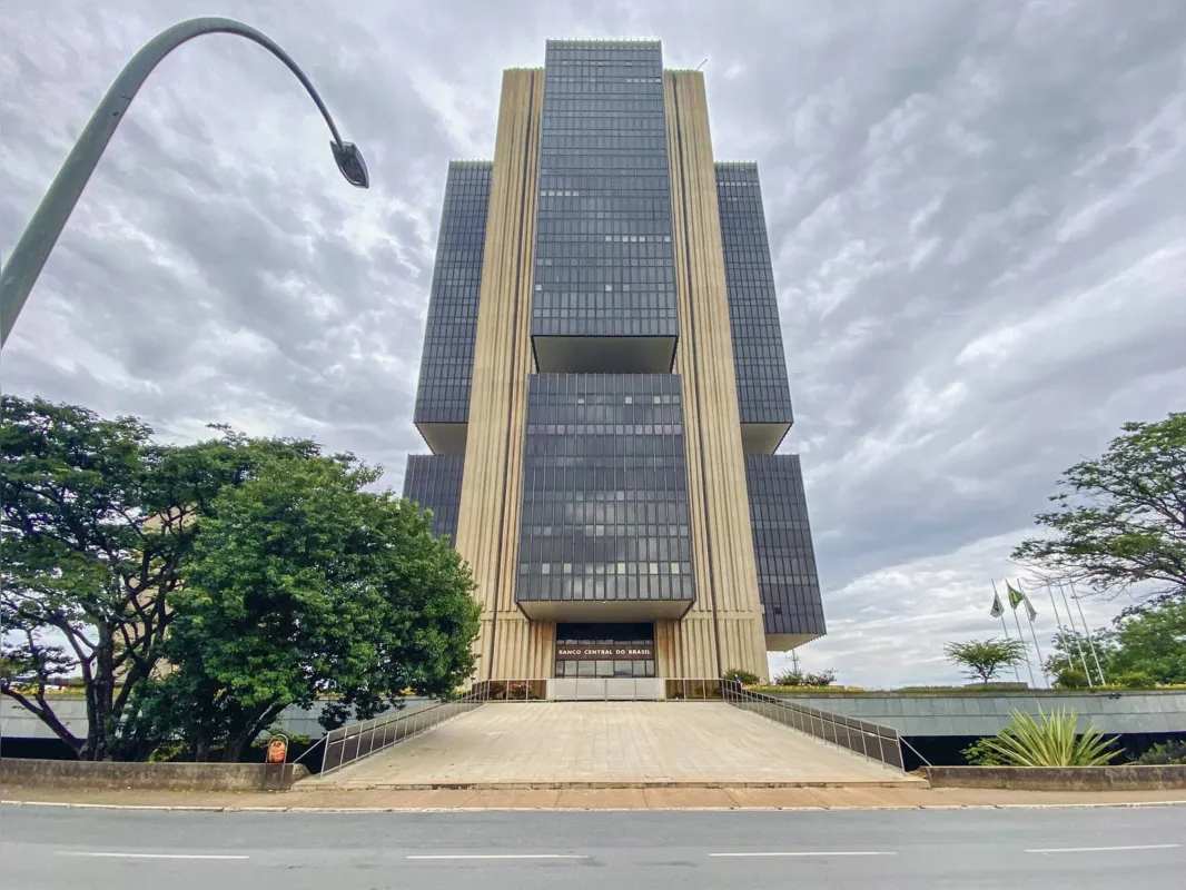 O Banco Central libera a consulta ao dinheiro esquecido a partir desta segunda (14) pelo novo site oficial do Sistema Valores a Receber