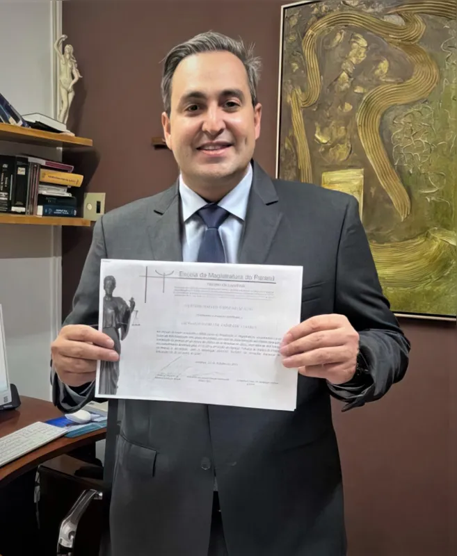 Imagem ilustrativa da imagem Doação em reconhecimento ao serviço de qualidade do HU