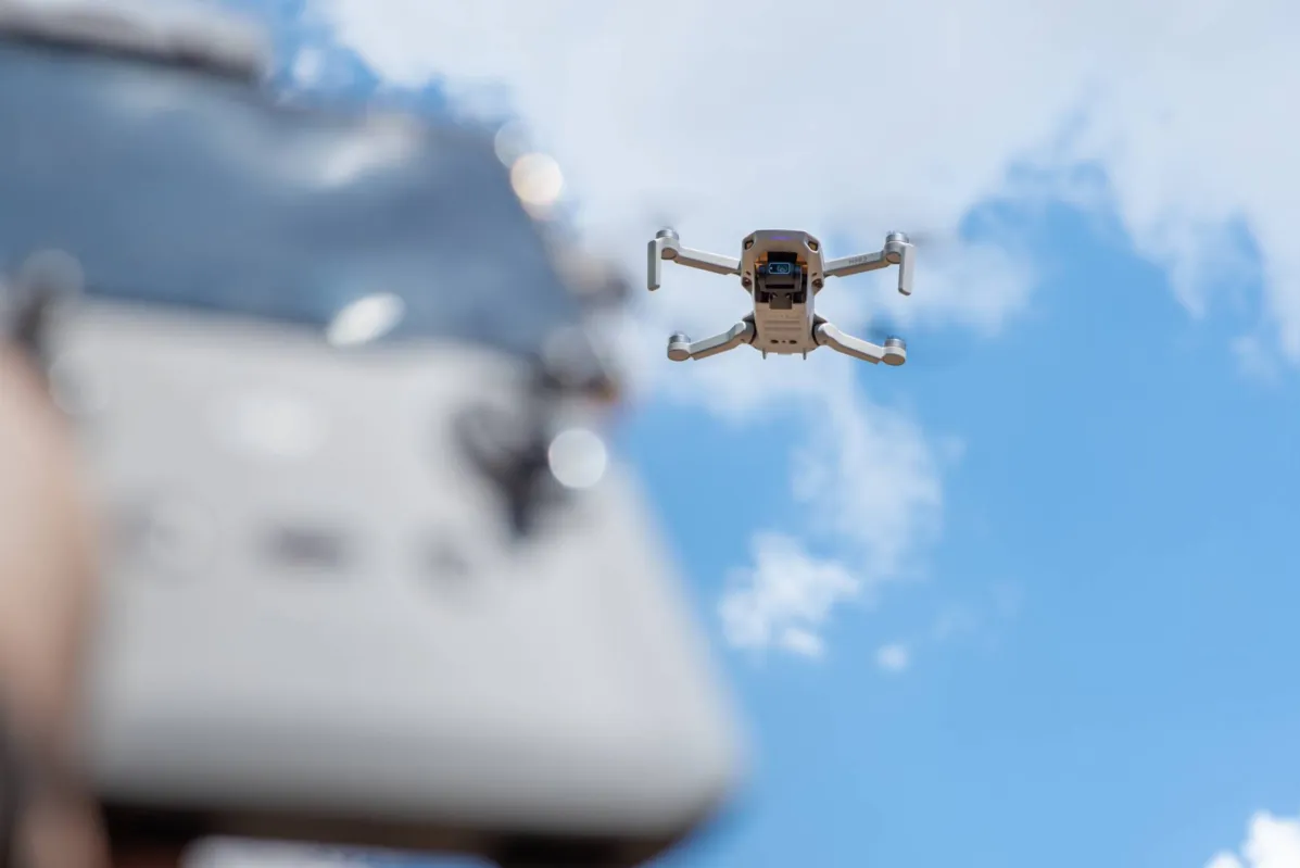 No ano passado, o Batalhão de Polícia Militar de Operações Aéreas treinou dez turmas de policiais para a operação de drones