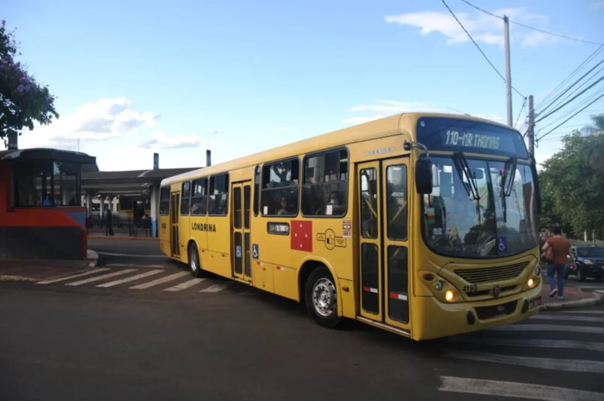 Imagem ilustrativa da imagem Em segundo turno, Câmara de Londrina aprova aporte no transporte público