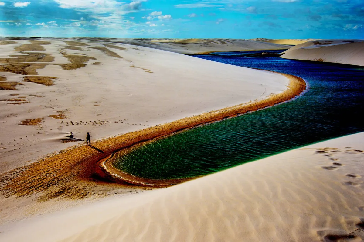 Dunes and lake, de Alice Ogawa: cores vibrantes e enquadramento perfeito