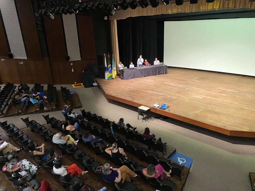 Servidores da Educação participam da Semana Pedagógica em Ibiporã